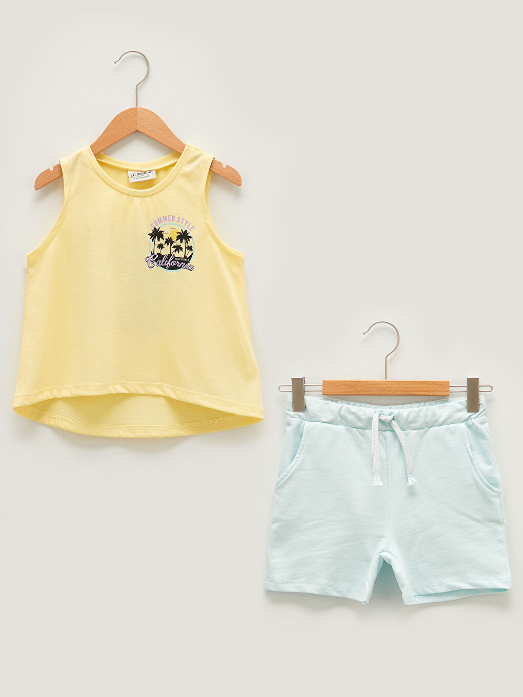 Crew Neck Printed Girl's Undershirt and Shorts