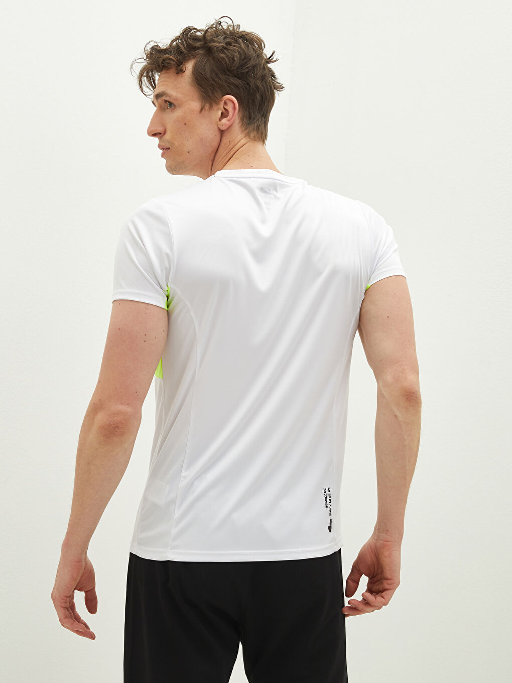 Beyaz Bisiklet Yaka Kısa Kollu Erkek Aktif Spor Tişört-4