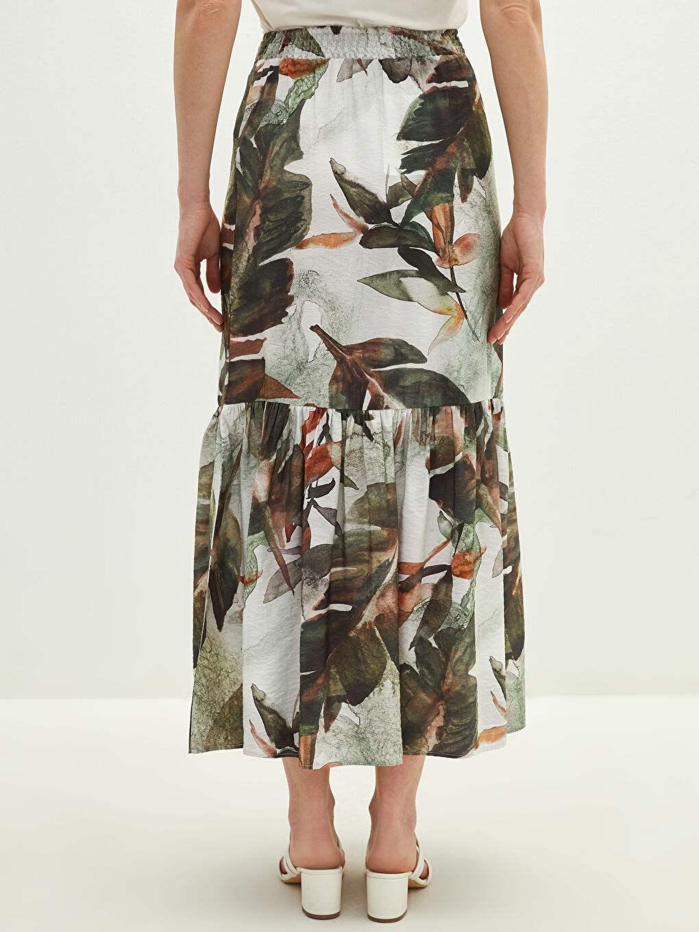 Yeşil Beli Lastikli Desenli Fırfırlı Kadın Etek-3