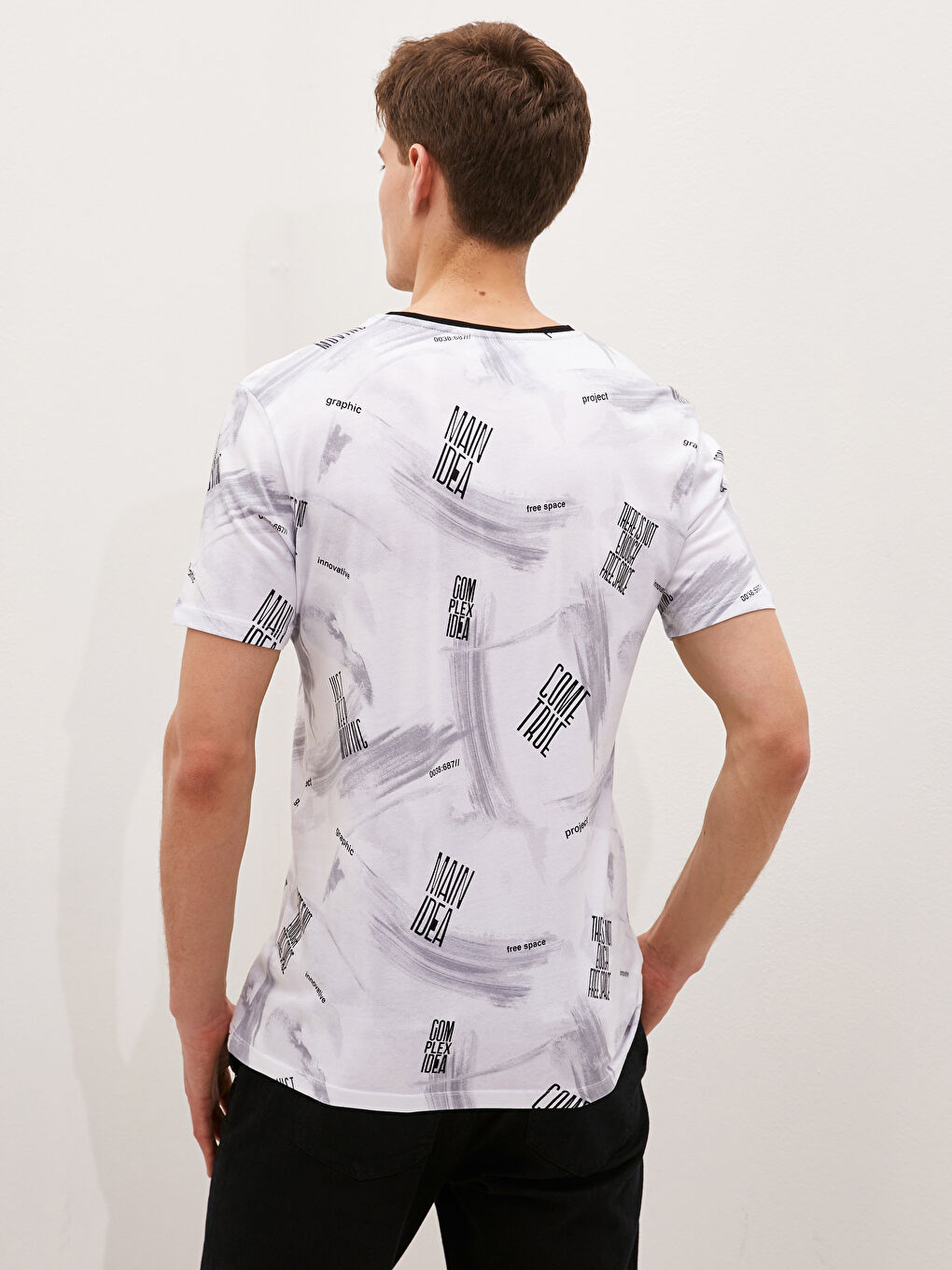 Beyaz Bisiklet Yaka Kısa Kollu Baskılı Penye Erkek Tişört-3
