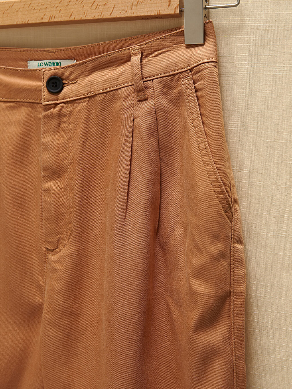 Carrot Cut Gabardine Trousers With Wide Fit Pocket Detail-5