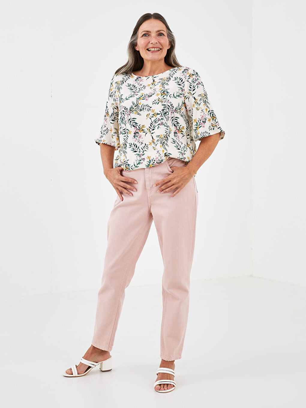 Crew Neck Patterned Short Sleeve Crinkle Fabric Women's Blouse-2