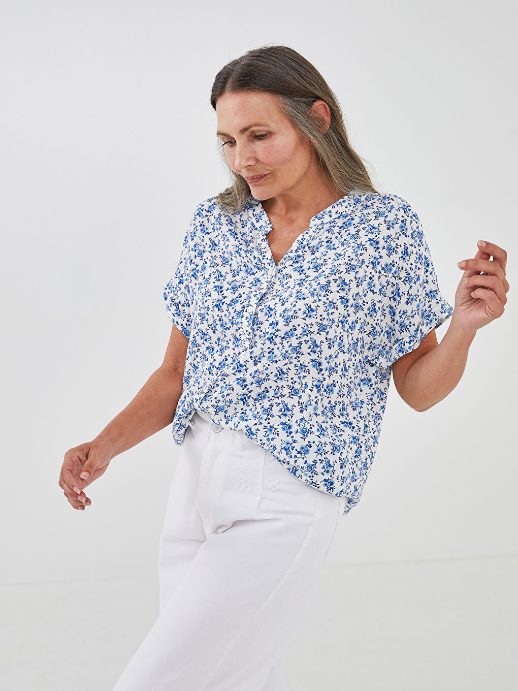 Henley Neckline Patter Short Sleeve Crinkle Fabric Women's Shirt-1