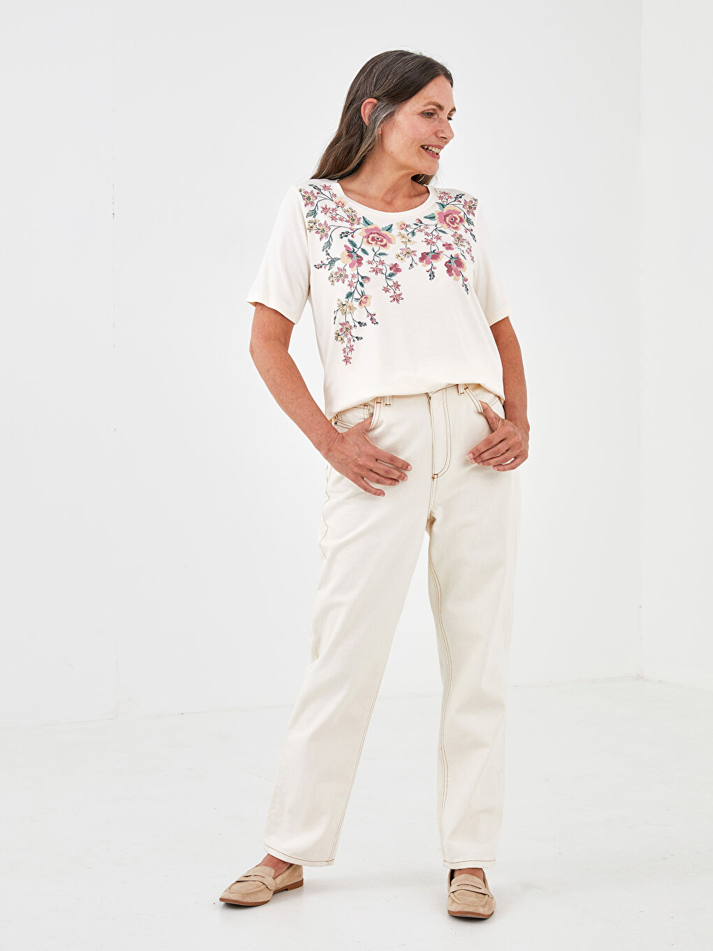 Pembe Bisiklet Yaka Baskılı Kısa Kollu Kadın Tişört-1