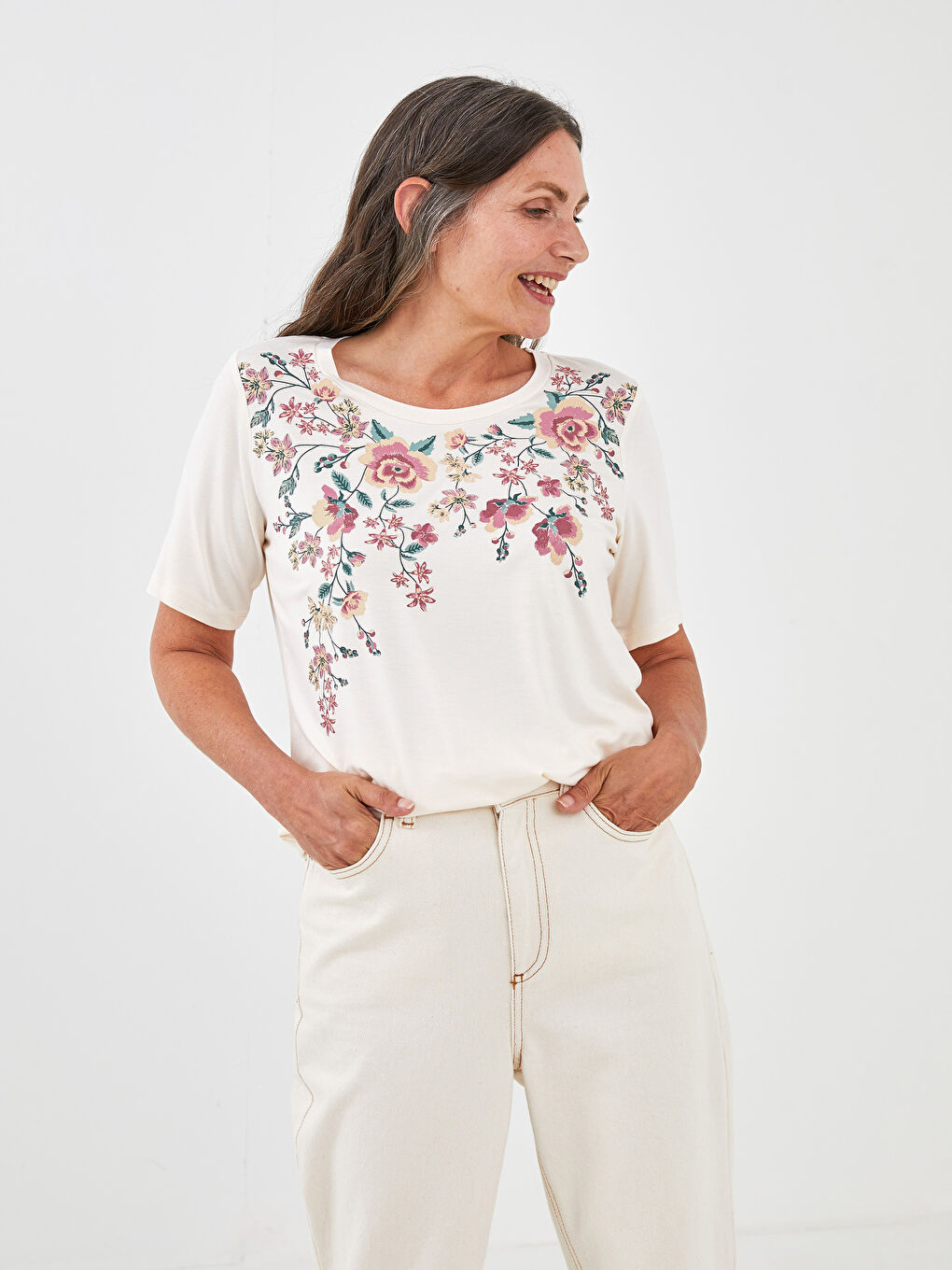 Pembe Bisiklet Yaka Baskılı Kısa Kollu Kadın Tişört-4