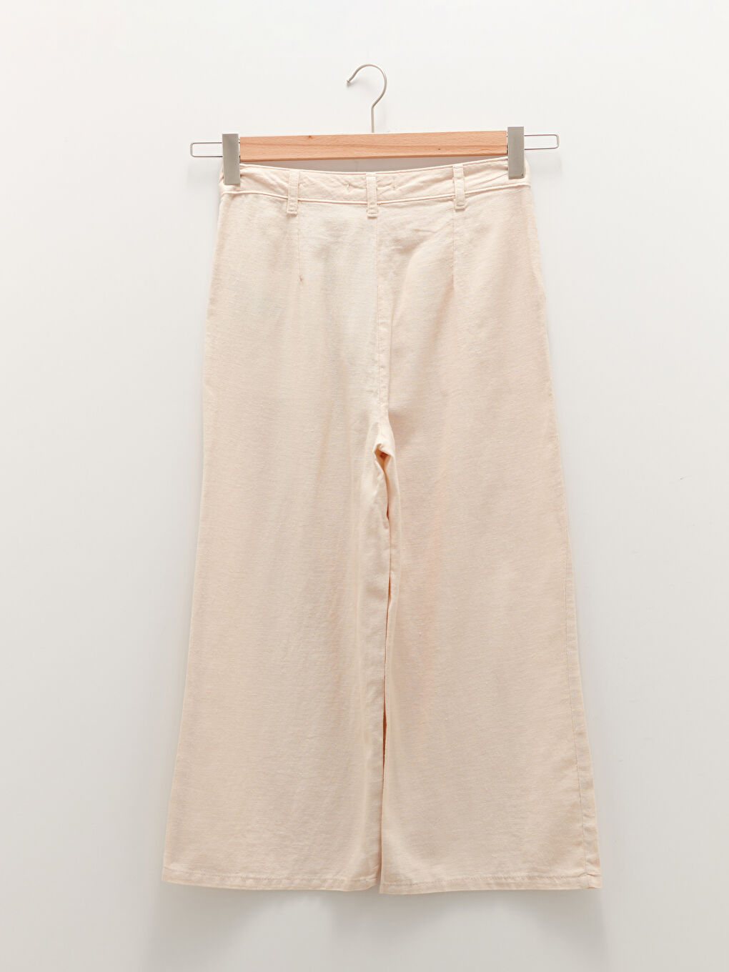 Loose Fit Pocket Detailed Gabardine Fabric Women's Capri -S1HB09Z8-QWF