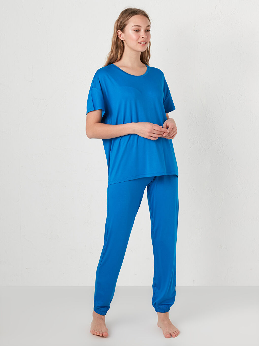 Mavi Bisiklet Yaka Düz Kısa Kollu Viskon Kadın Pijama Takımı-1