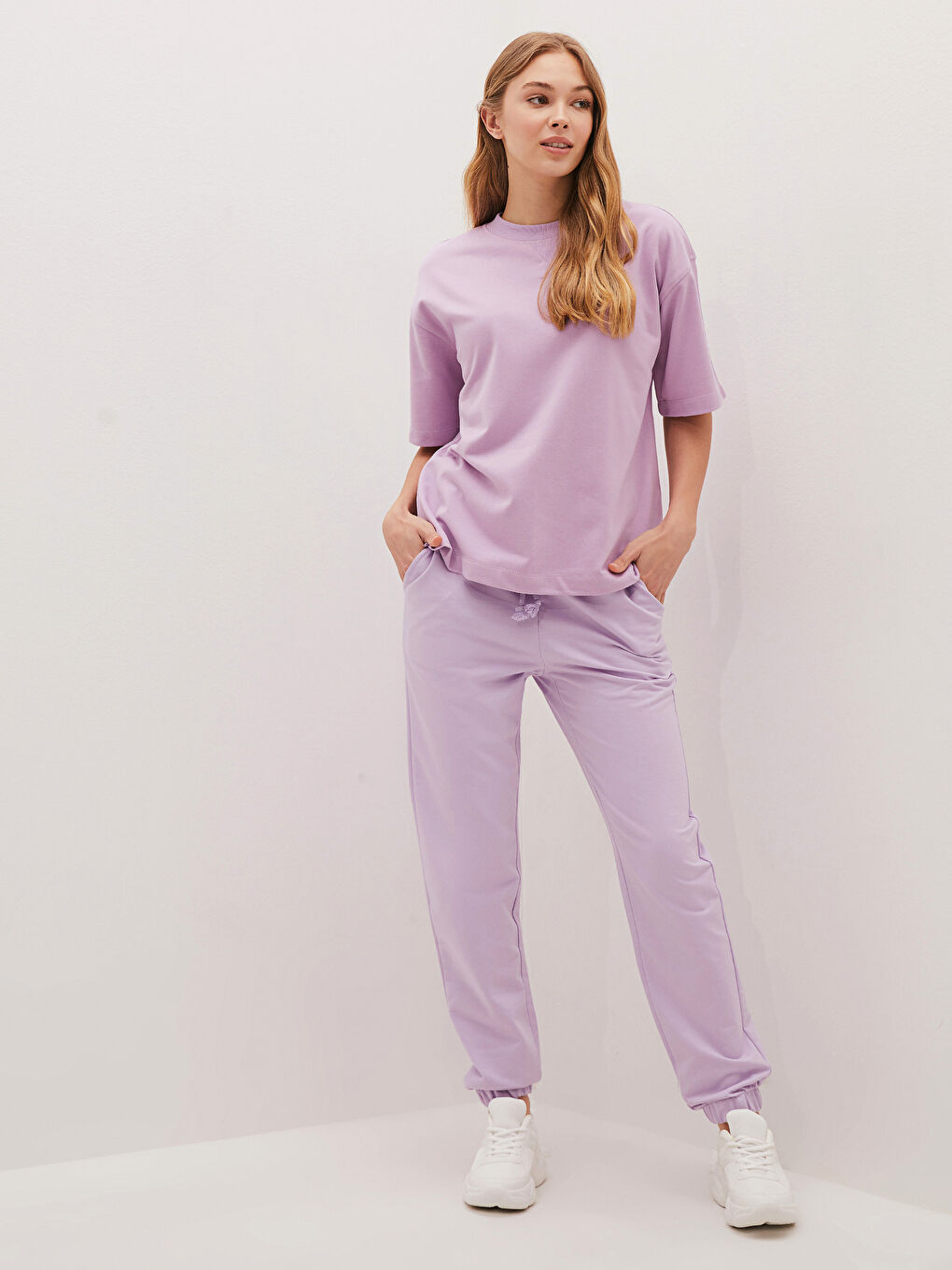 Lila Bisiklet Yaka Düz Kısa Kollu Kadın Tişört-1