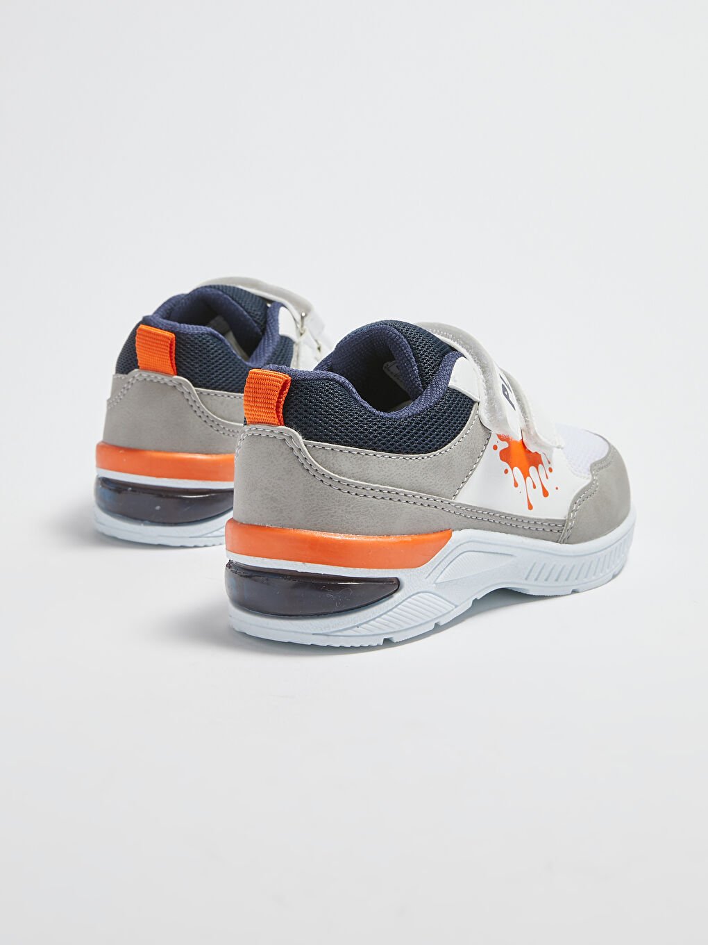 Beyaz File Detaylı Işıklı Cırt Cırtlı Erkek Çocuk Spor Ayakkabı-5