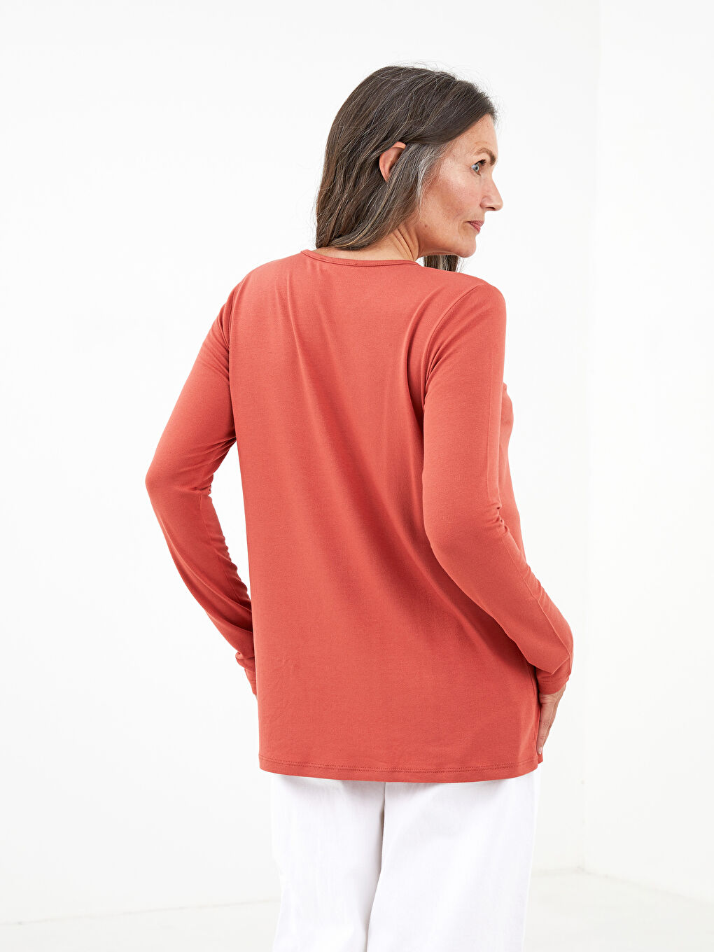 Crew Neck Embroidered Long Sleeve Crepe Fabric Women's Blouse-3