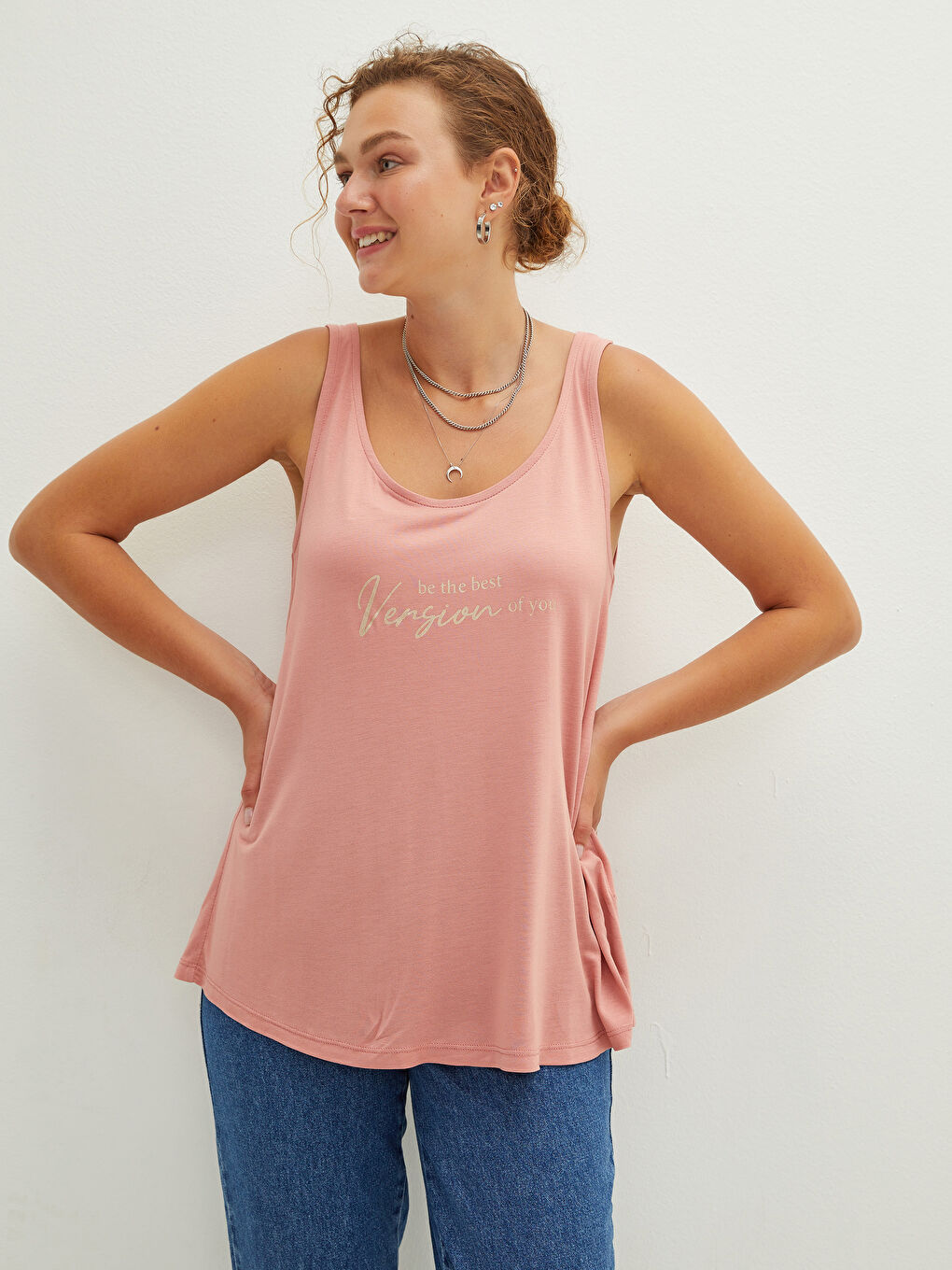 Pembe U Yaka Askılı Baskılı Viskon Kadın Atlet-1