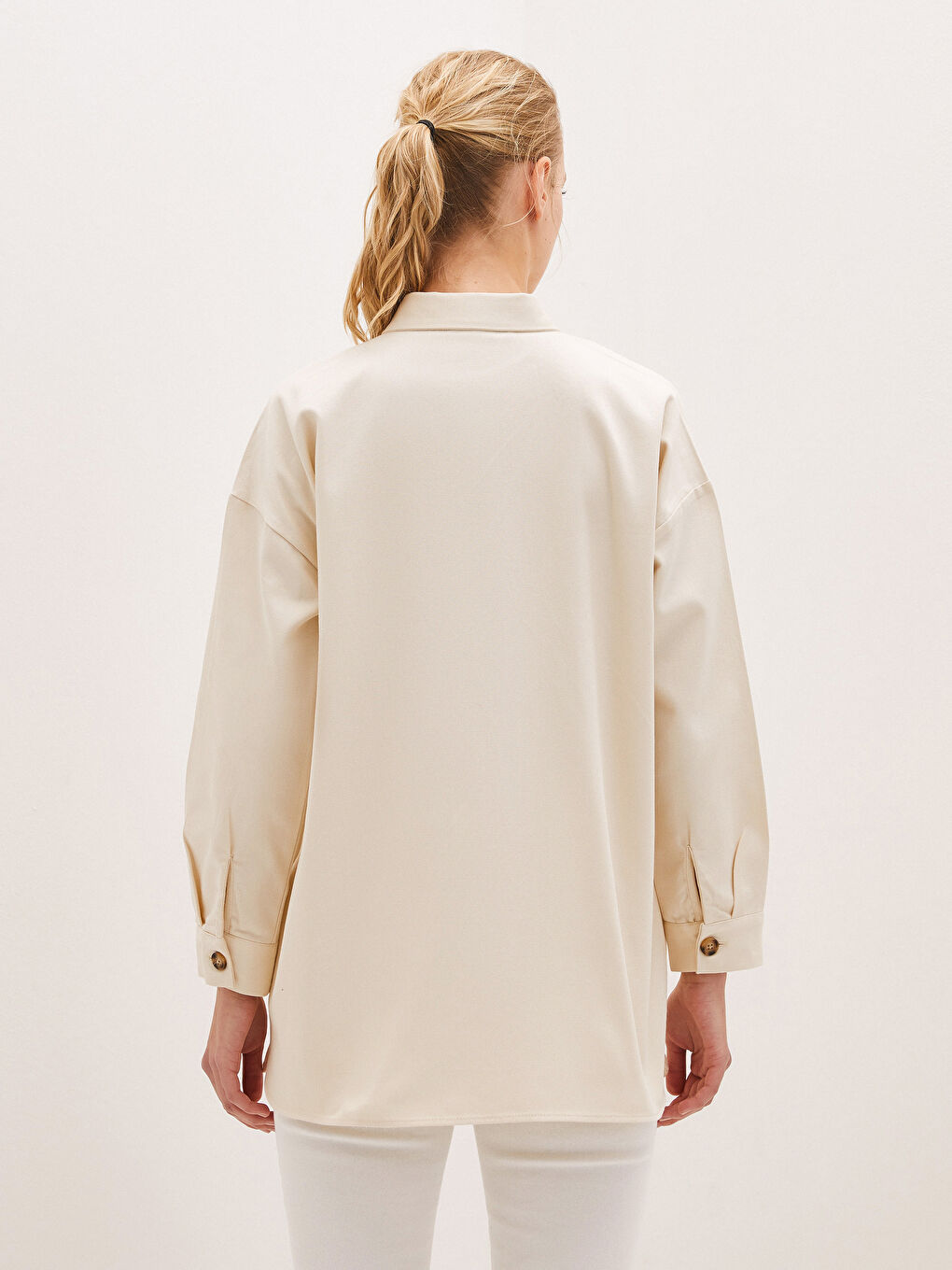 LCWAIKIKI Maternity Pocket Detailed Button Closure Long Sleeve Poplin Maternity Shirt -S1HF68Z8-FEJ