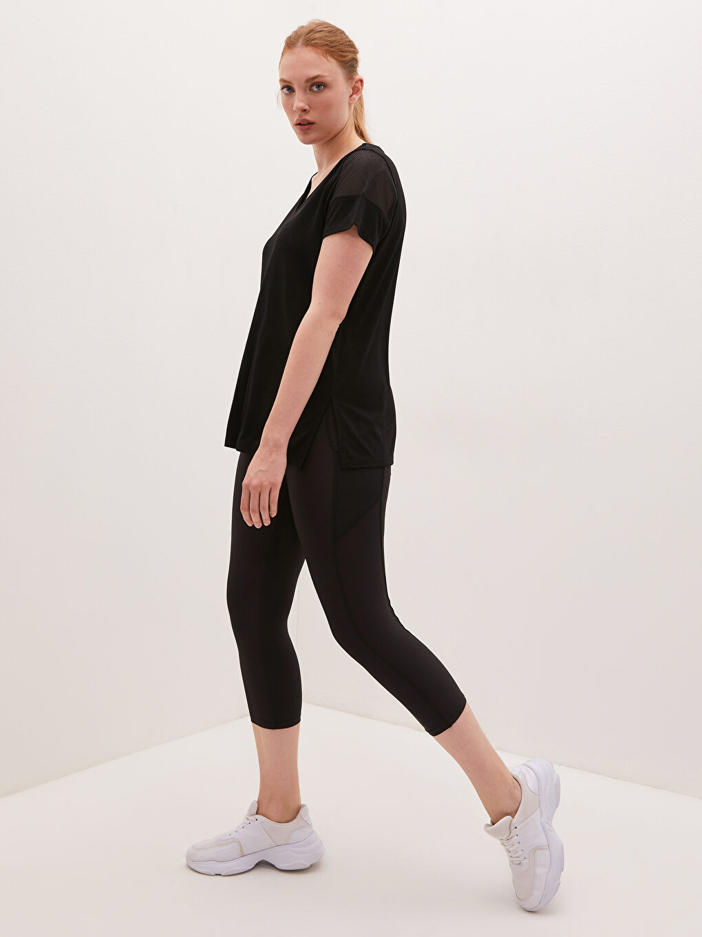 Siyah Beli Lastikli Cep Detaylı Kadın Spor Tayt-3