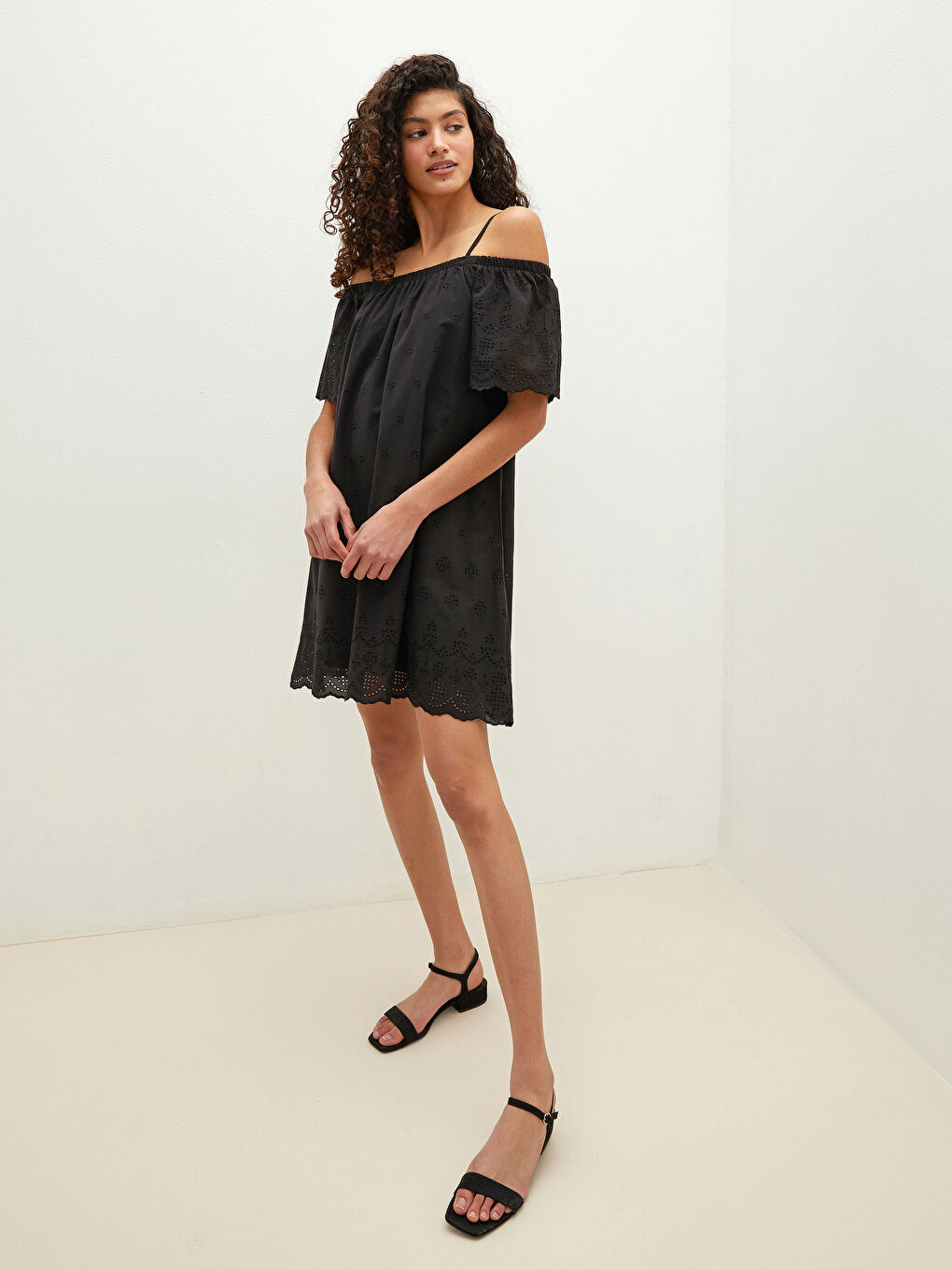 Haljina za Žene sa Uzorkom od Voala sa Tankim Kaiševima-5