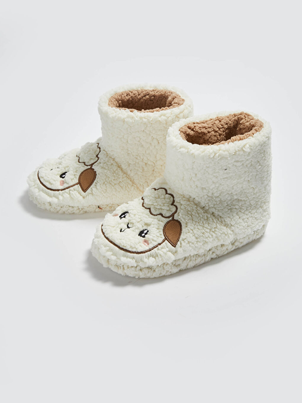 Beyaz Nakışlı Pelüş Kadın Ev Botu-2