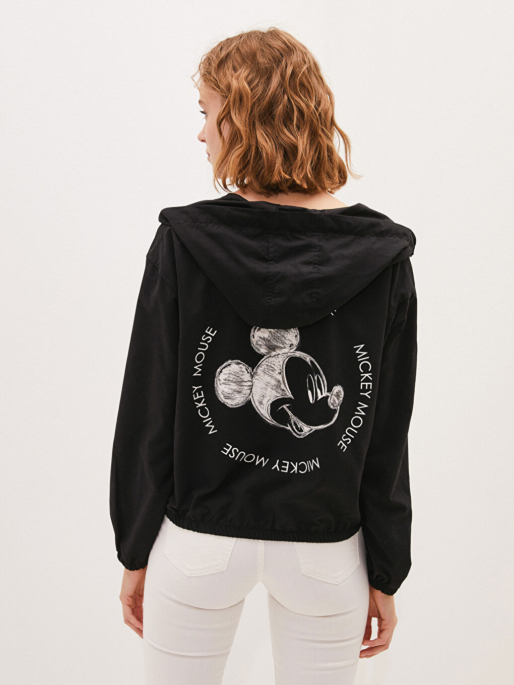 Siyah Kapüşon Yaka Mickey Mouse Baskılı Uzun Kollu Kadın Yağmurluk-3