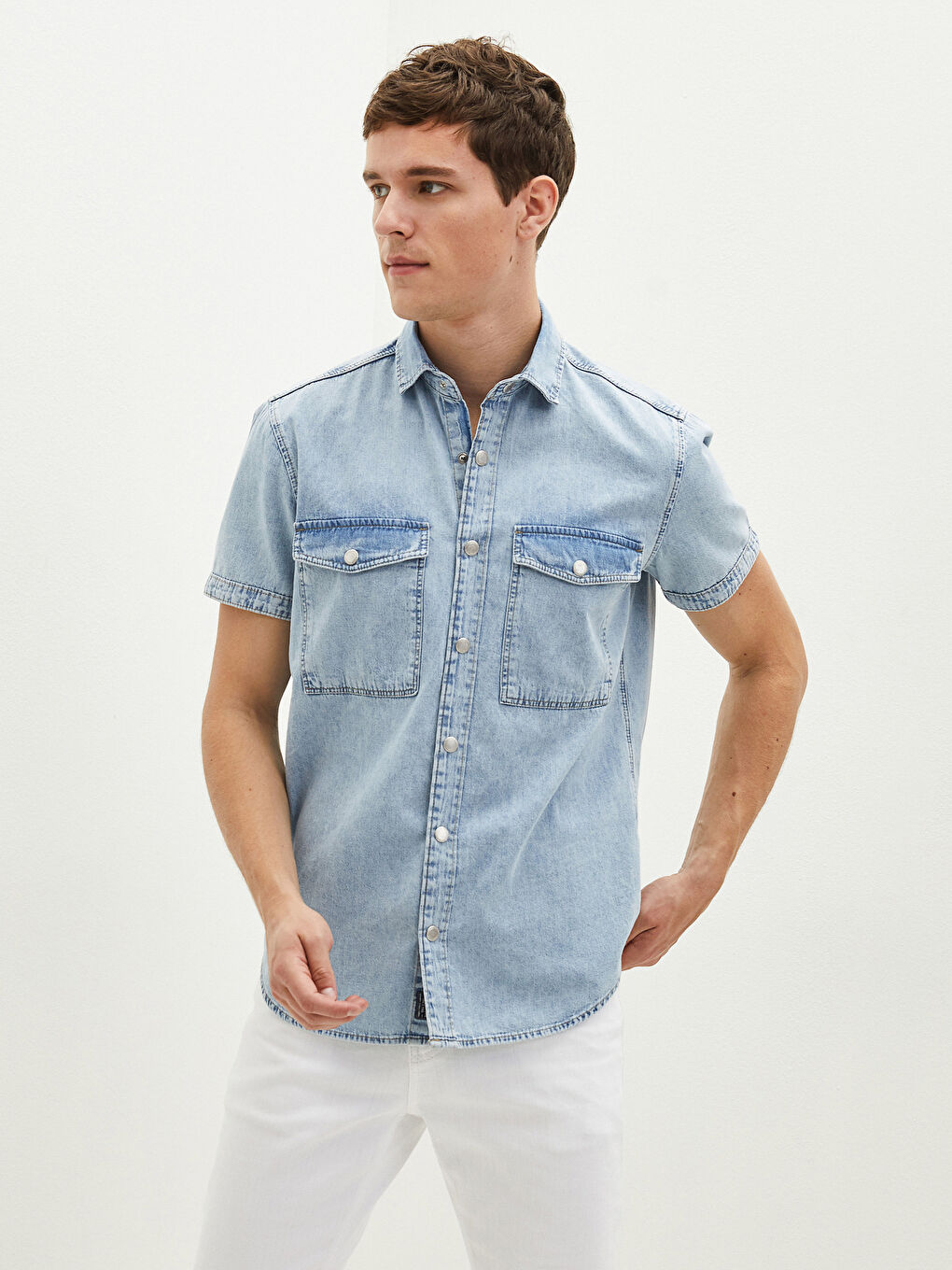 Regular Fit Short Sleeve Men's Denim Shirt-1