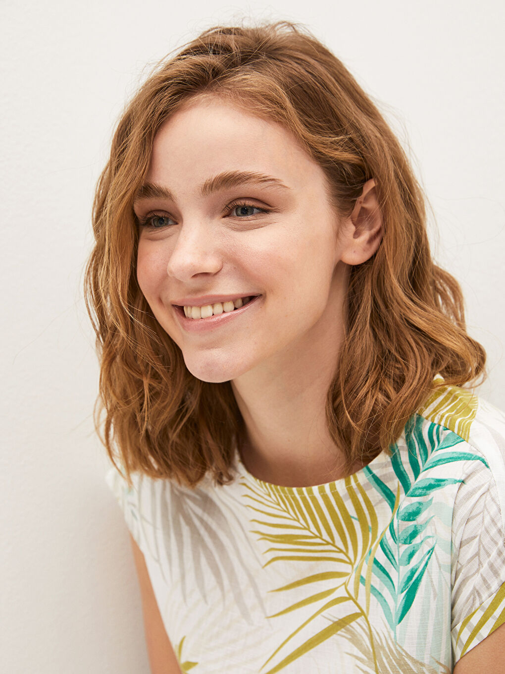 Crew Neck Patterned Short Sleeve Cotton Women's Blouse-1