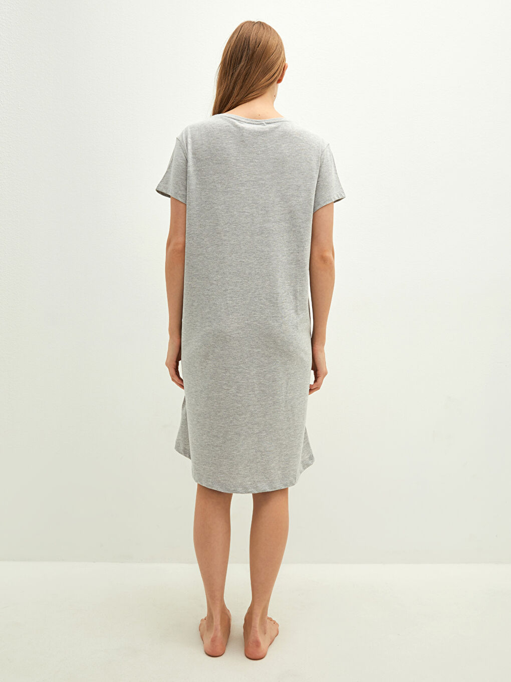 Gri Bisiklet Yaka Baskılı Kısa Kollu Pamuklu Kadın Gecelik-3