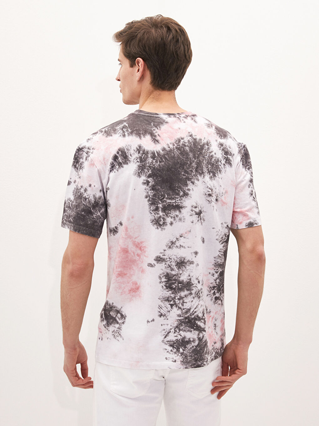 Pembe Bisiklet Yaka Kısa Kollu Desenli Penye Erkek Tişört-3