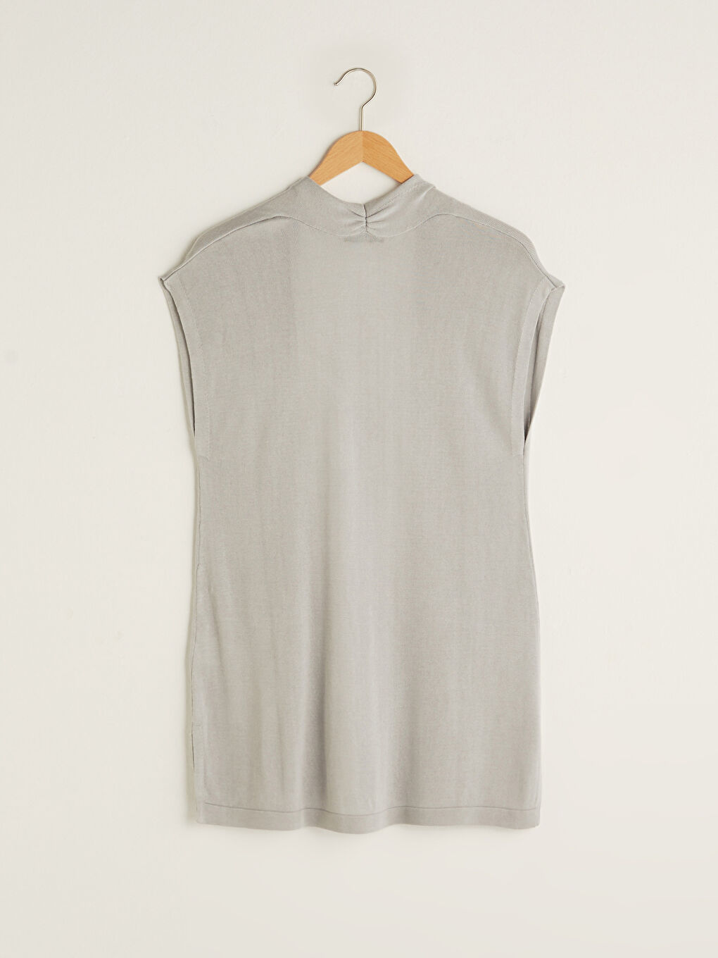 Gri Kadın Cep Detaylı Düz Kolsuz Triko Yelek-6