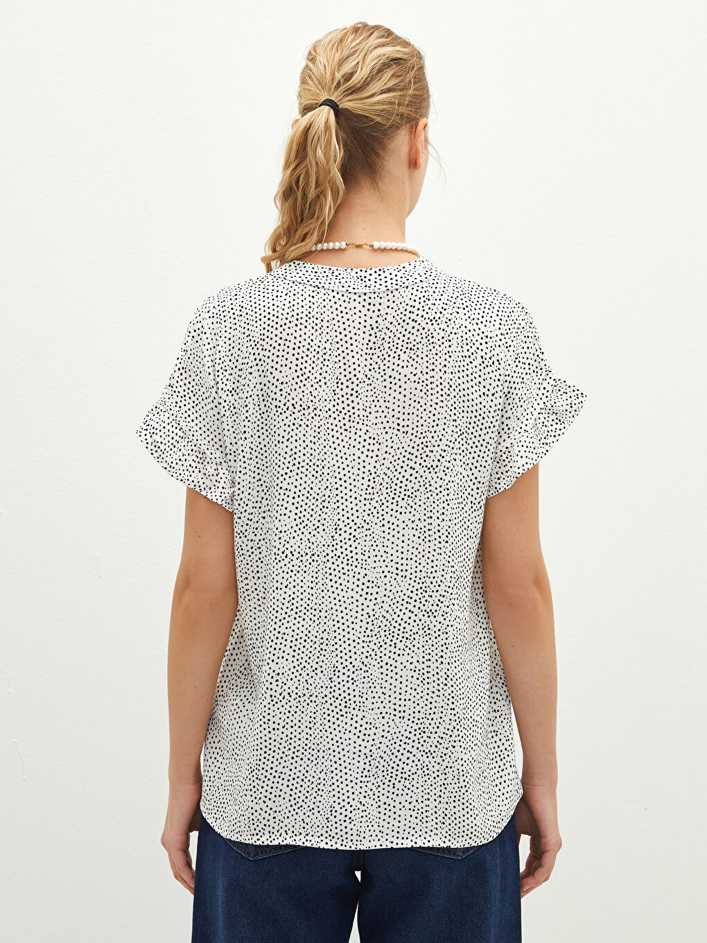 Chemise à Col Roulé Imprimée Manches Courtes Tissu Froissé pour Femmes-4