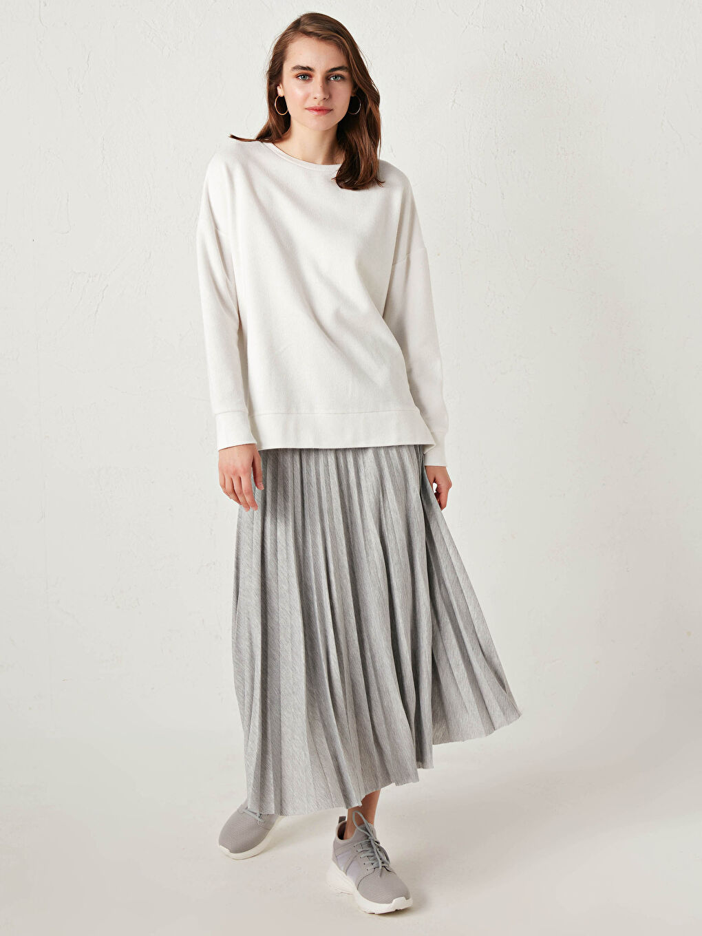 Gri Beli Lastikli Pileli Kadın Etek-1