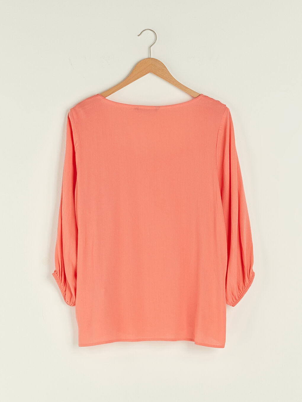 Mercan Kare Yaka Nakışlı Uzun Kollu Viskon Kadın Bluz-5