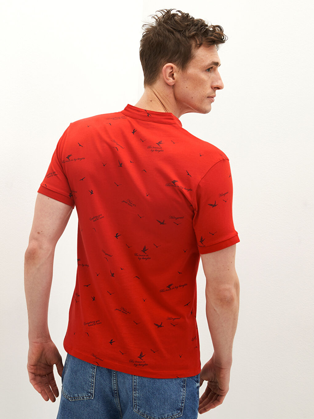 Kırmızı Hakim Yaka Kısa Kollu Desenli Erkek Tişört-4