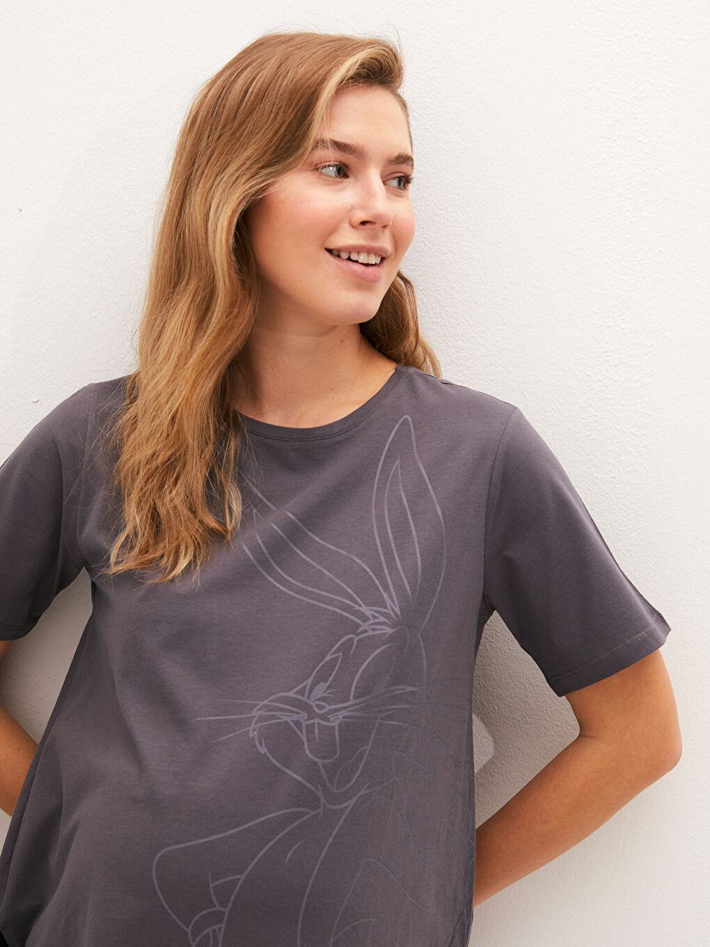 Crew Neck Bugs Bunny Printed Short Sleeve Cotton Maternity T-Shirt-1