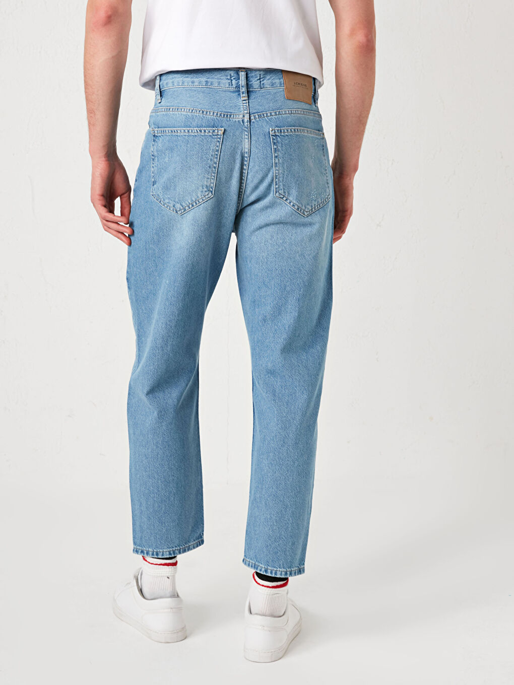 710 Loose Fit Men's Jeans-3