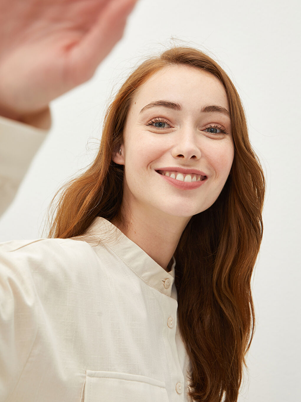 Tunică Supradimensionată pentru Femei cu Guler de Judecător, Detalii Buzunar și Mânecă Lungă-2