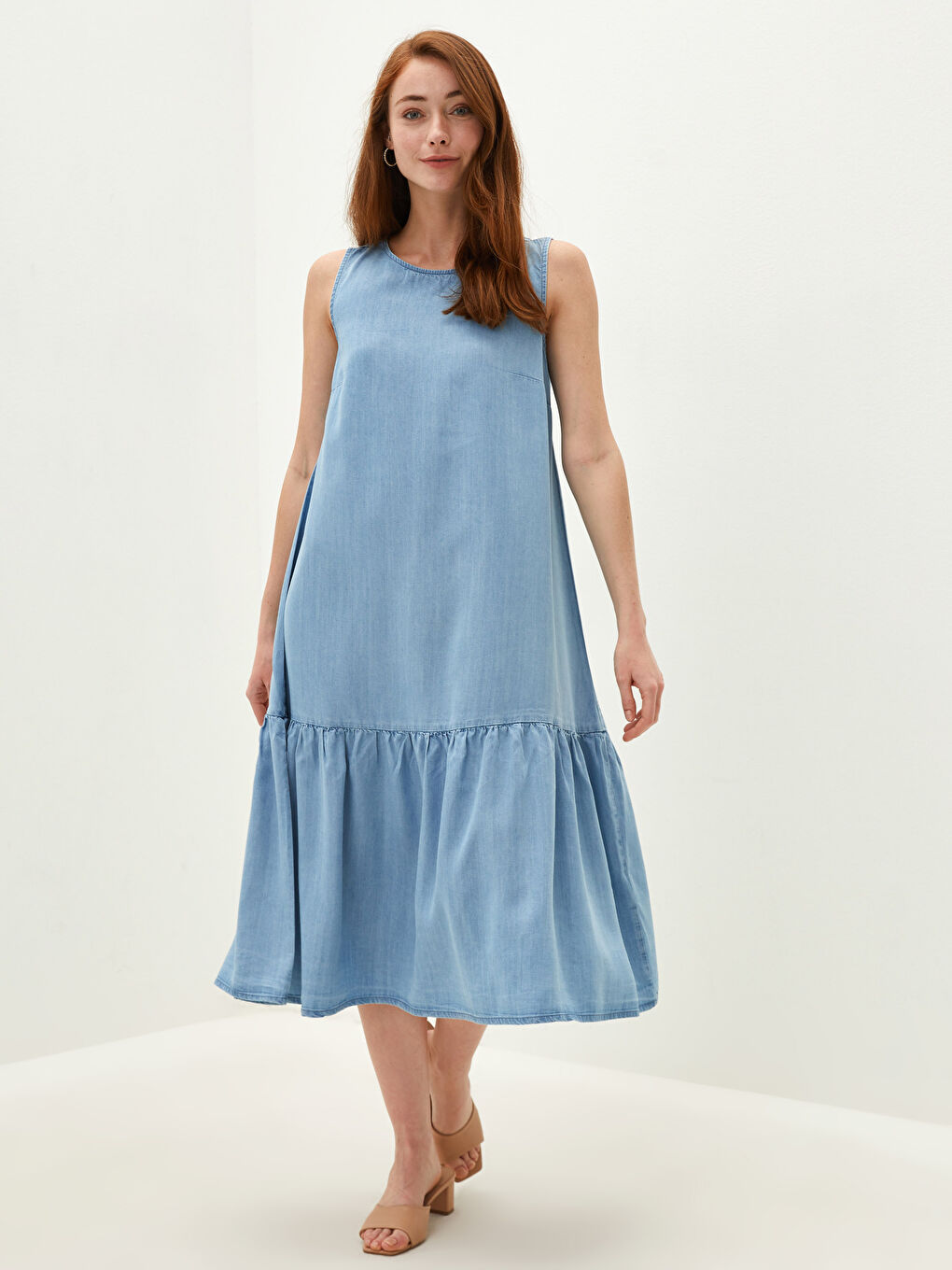 Bej Kadın Bisiklet Yaka Kolsuz Düz Jean Elbise-1