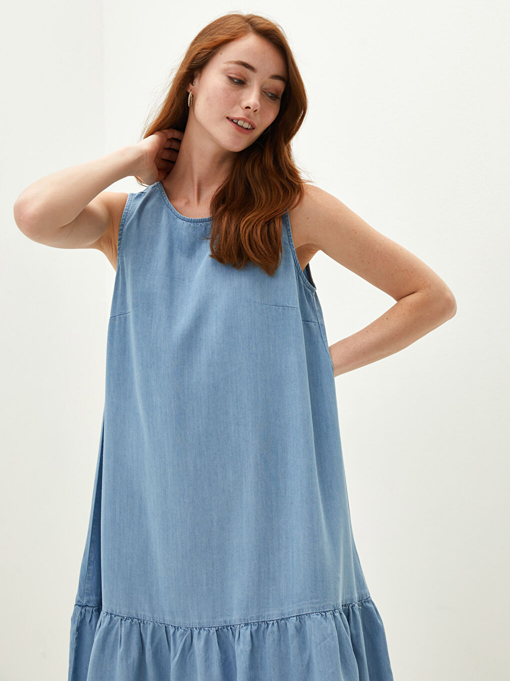 Bej Kadın Bisiklet Yaka Kolsuz Düz Jean Elbise-2