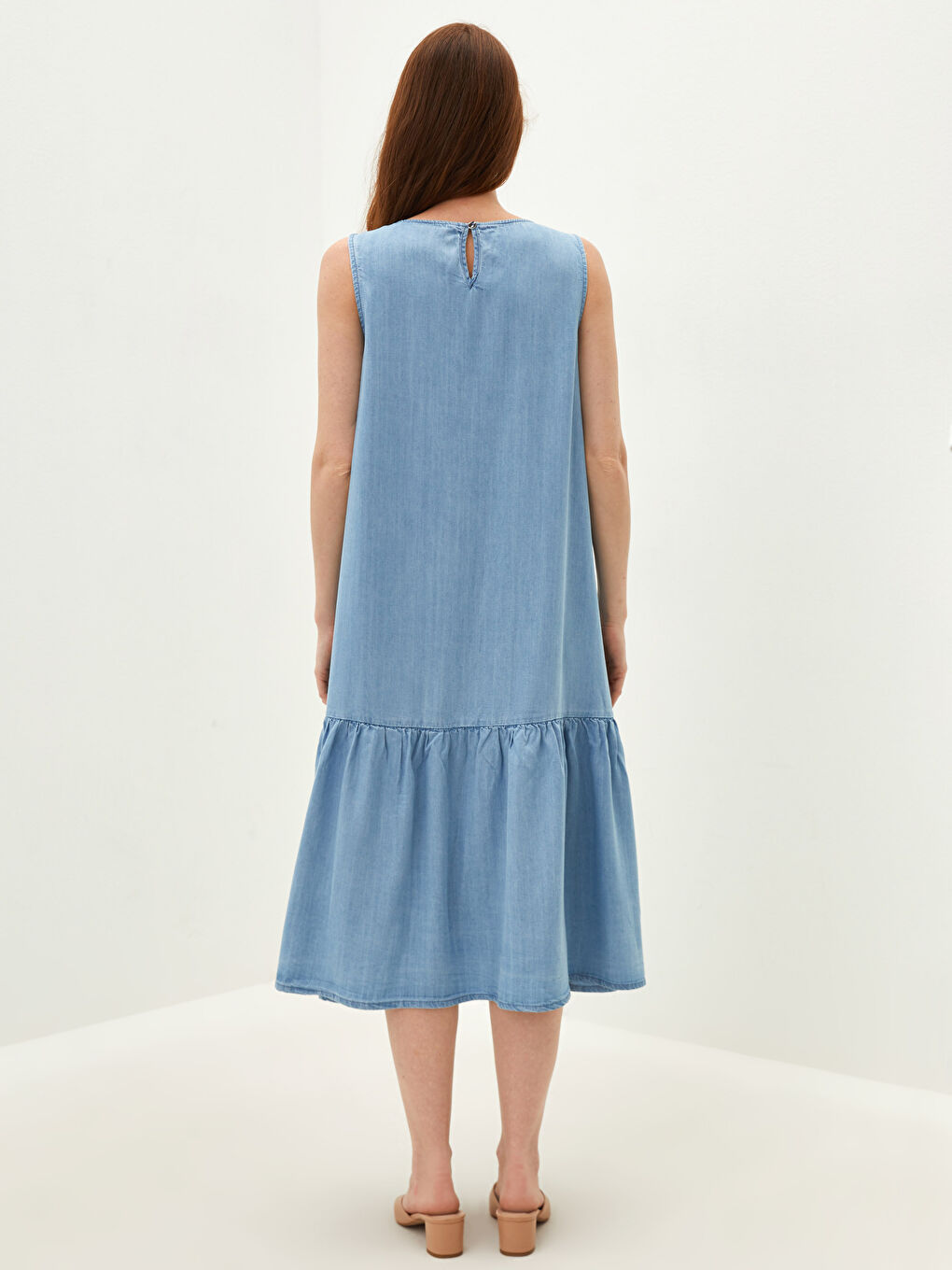 Bej Kadın Bisiklet Yaka Kolsuz Düz Jean Elbise-4