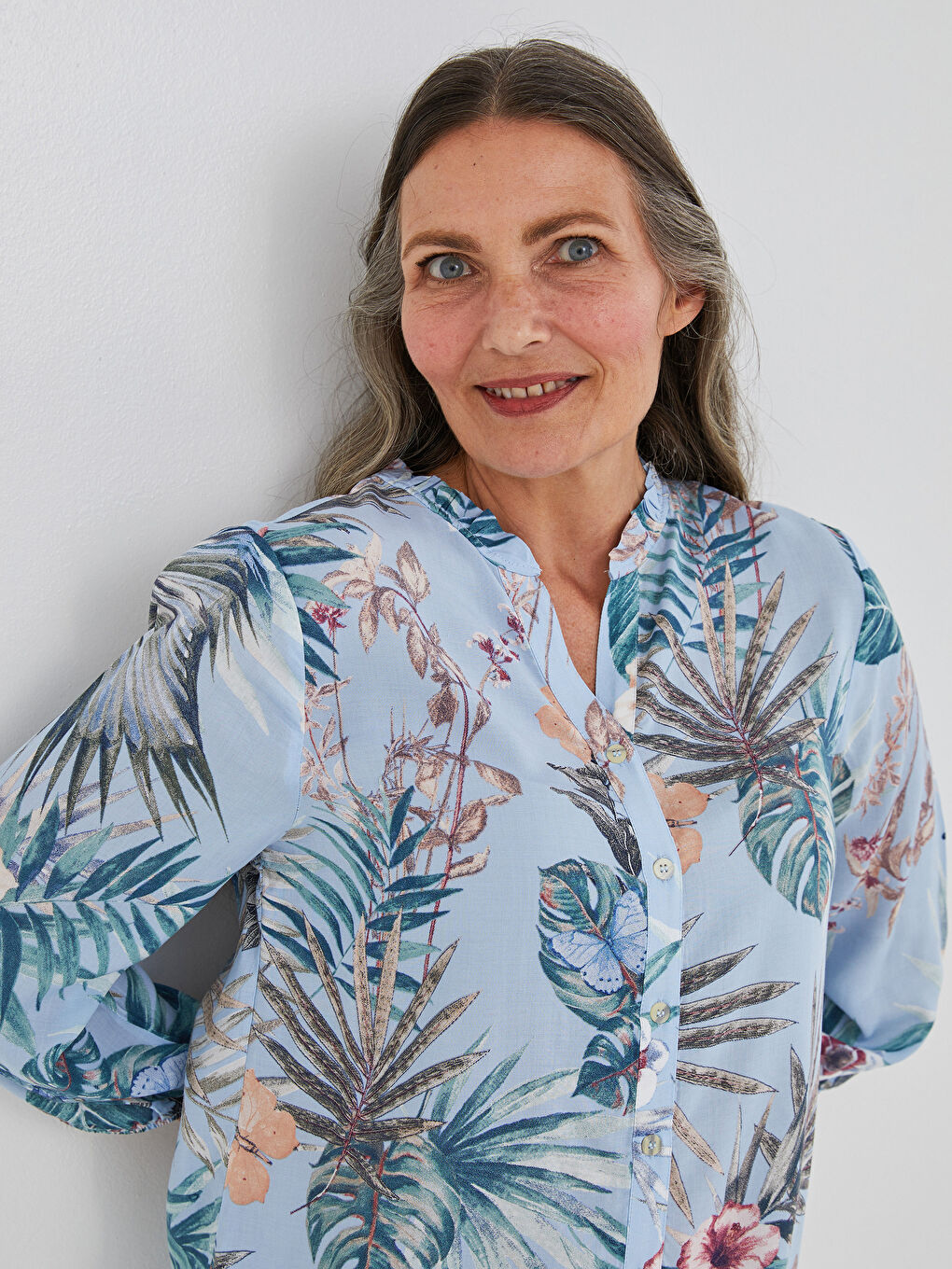 LCW Grace Frilly Frilly Collar Floral Printed Viscose Women's Shirt -S1HQ45Z8-LQQ