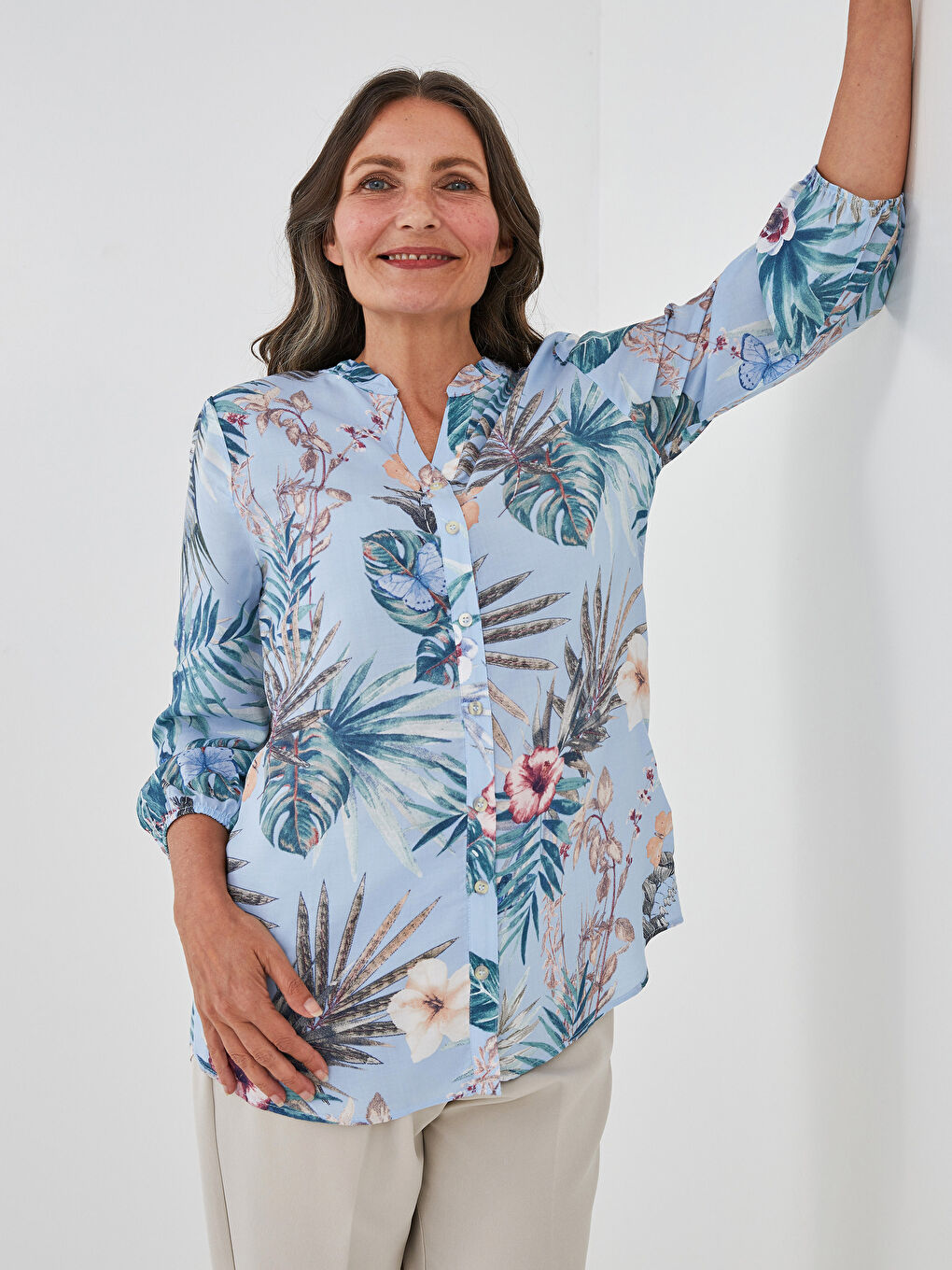 LCW Grace Frilly Frilly Collar Floral Printed Viscose Women's Shirt -S1HQ45Z8-LQQ