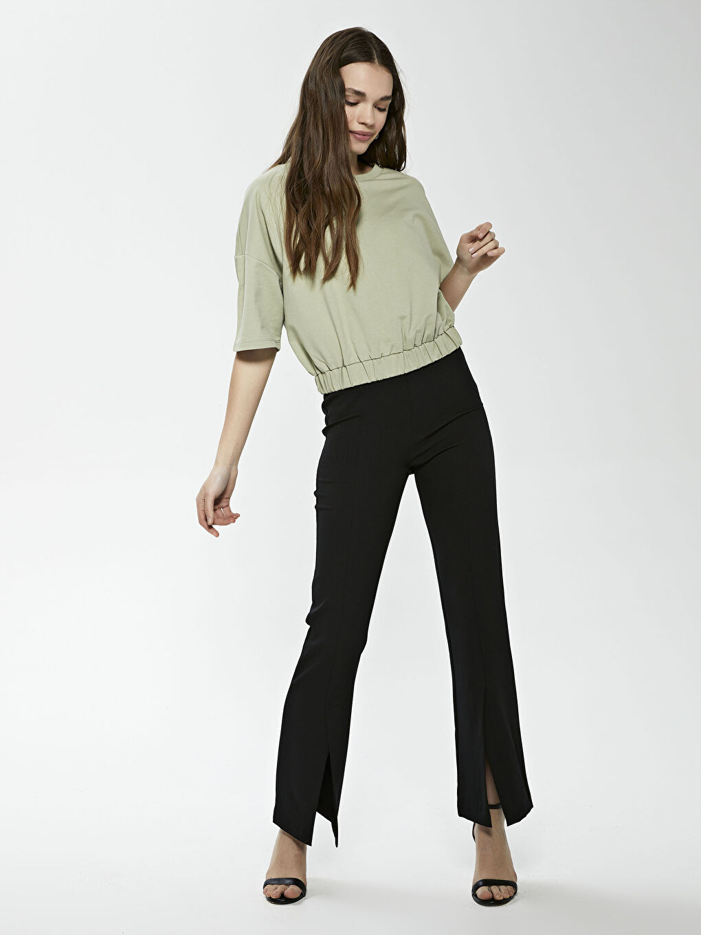 Yeşil Bisiklet Yaka Düz Kısa Kollu Crop Kadın Sweatshirt-4