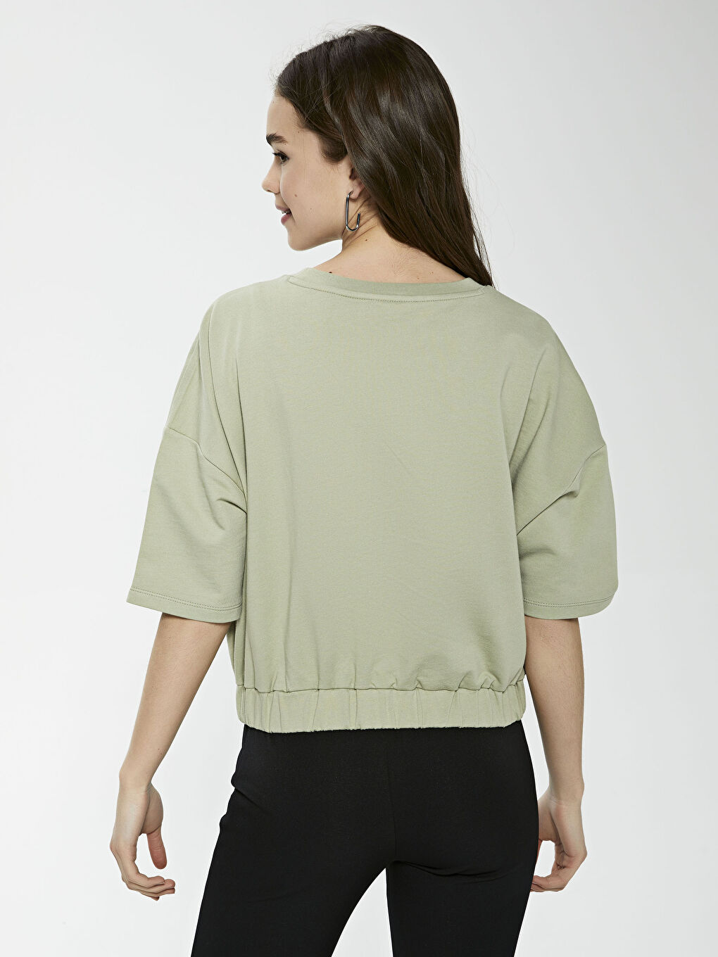 Yeşil Bisiklet Yaka Düz Kısa Kollu Crop Kadın Sweatshirt-5