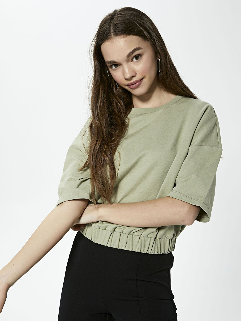 Yeşil Bisiklet Yaka Düz Kısa Kollu Crop Kadın Sweatshirt-2