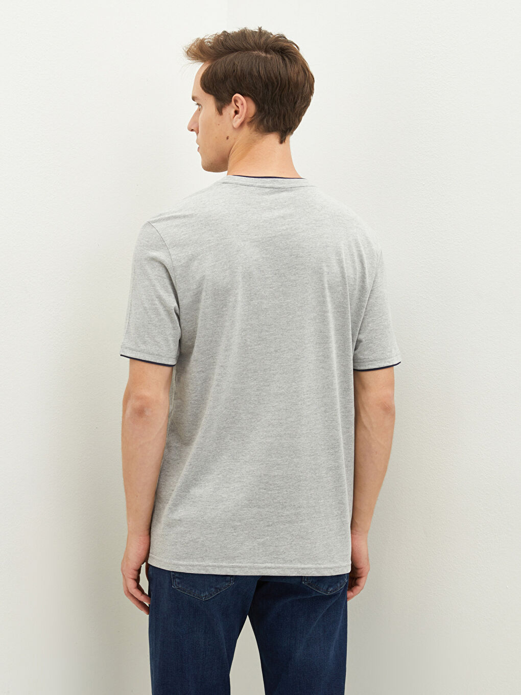 Gri Bisiklet Yaka Kısa Kollu Baskılı Penye Erkek Tişört-4