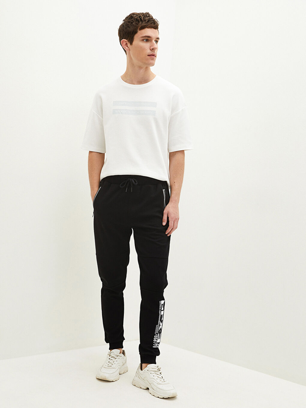 Siyah Slim Fit Erkek Eşofman Altı-4