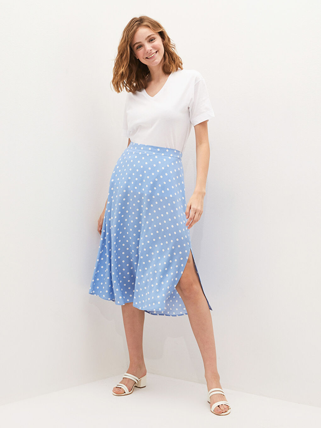 Mavi Beli Lastikli Puantiye Desenli Viskon Kadın Etek-6