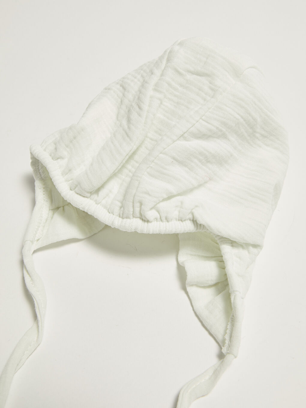 Ekru Fırfır Detaylı Basic Kız Bebek Bere-2