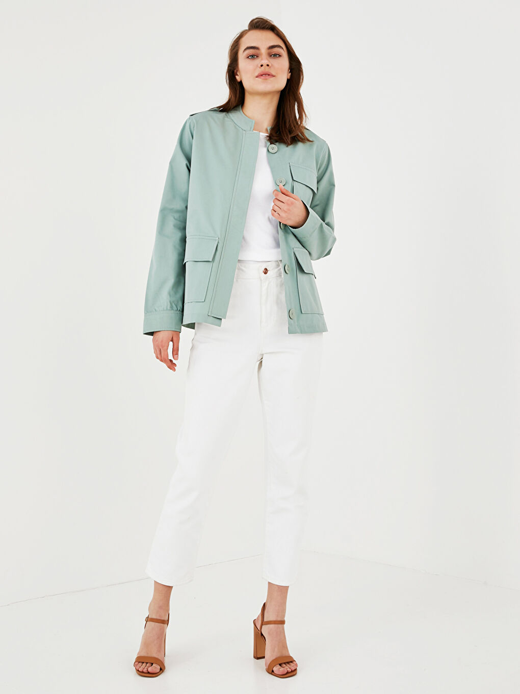 Yeşil Dik Yaka Düğme Kapamalı Uzun Kollu İnce Kadın Mont-2