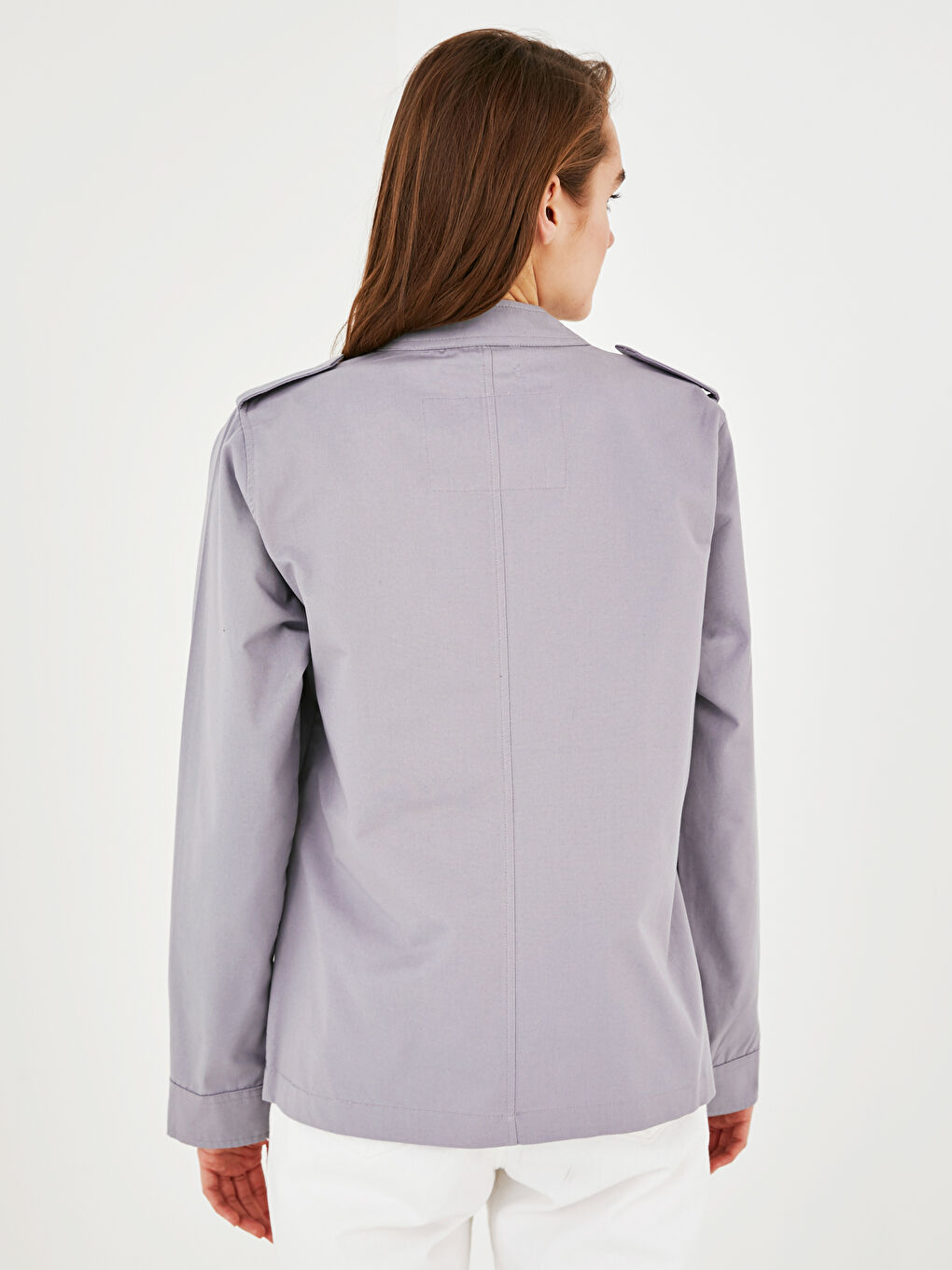 Gri Dik Yaka Düğme Kapamalı Uzun Kollu İnce Kadın Mont-4