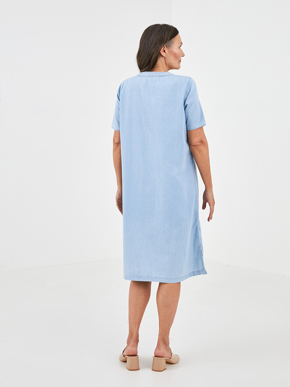 Henley Neckline Embroidered Short Sleeve Women's Jean Dress-4