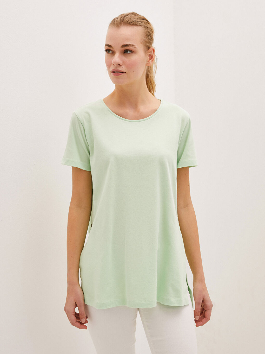 Yeşil Bisiklet Yaka Düz Kısa Kollu Kadın Tişört-5