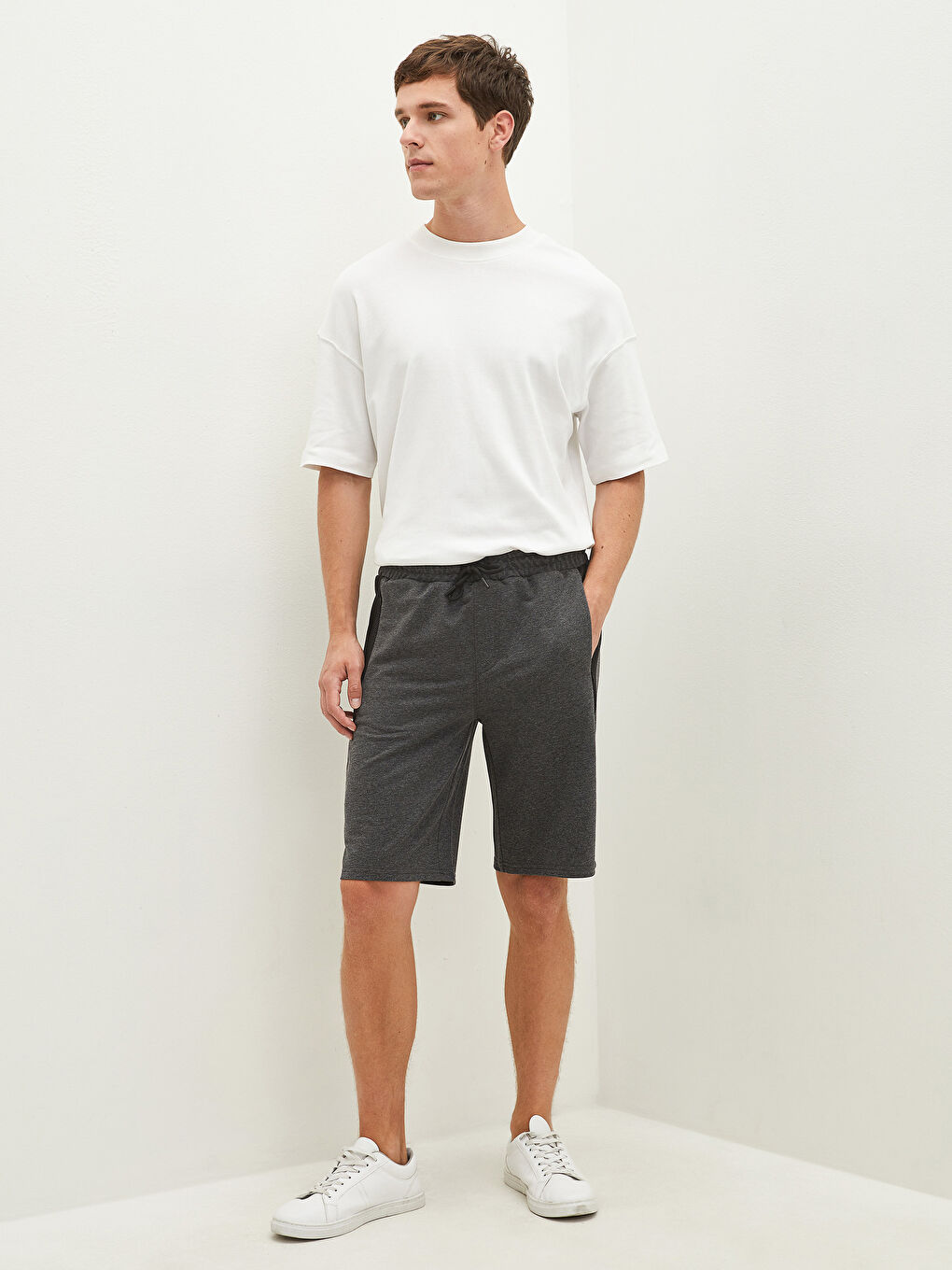 Antrasit Dar Kalıp Erkek Spor Şort