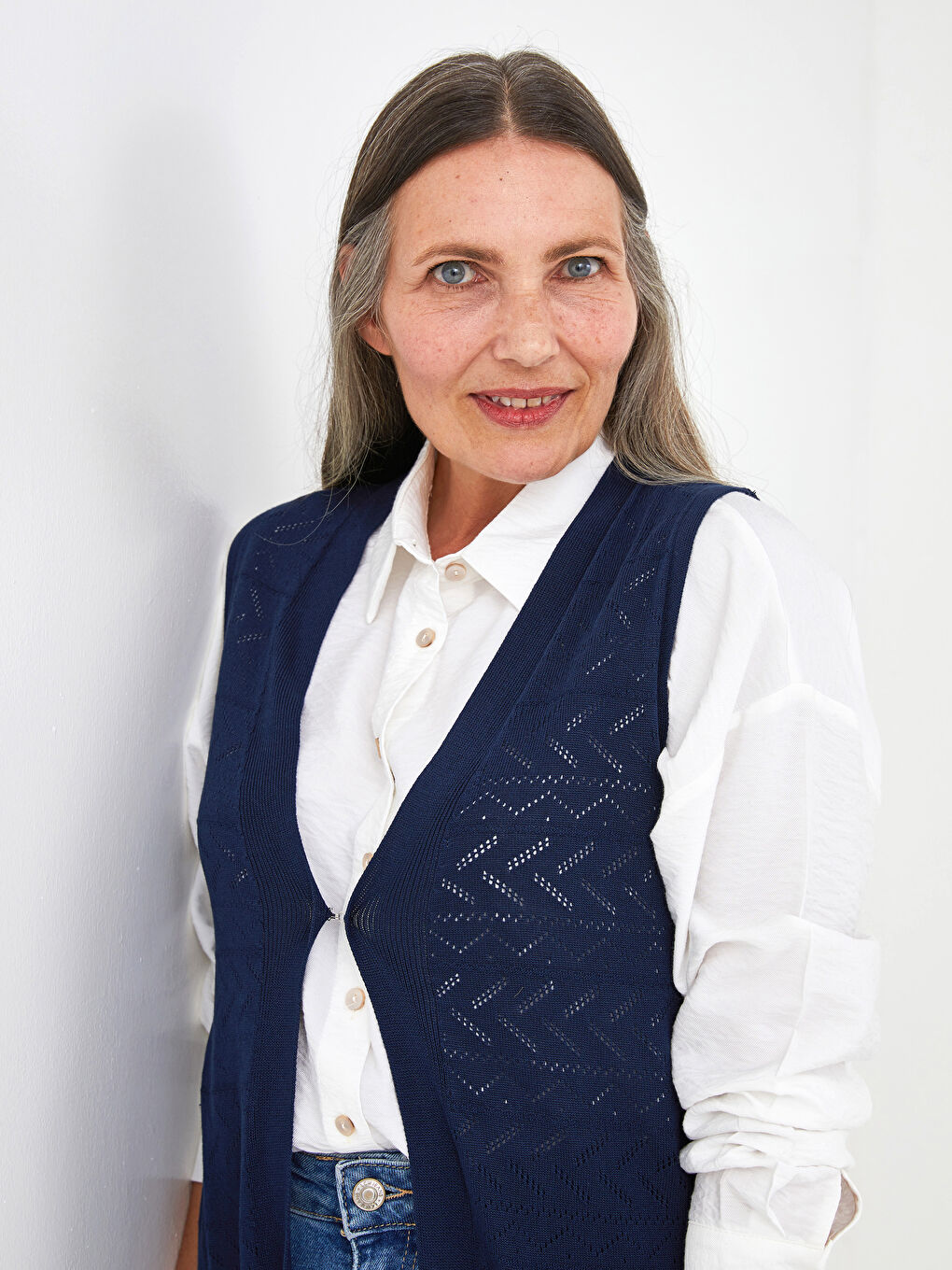 Lacivert Kendinden Desenli Kapama Kopçalı Kadın Triko Yelek-1